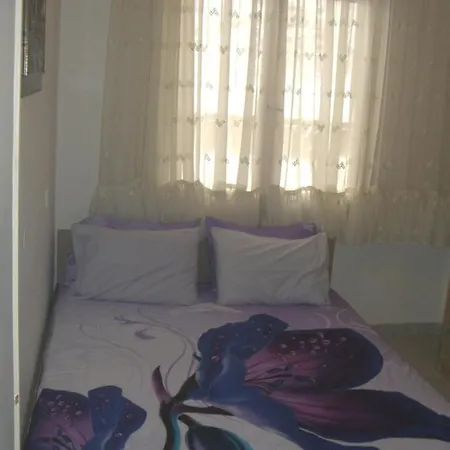 Quiet Sykies Center Appartement