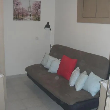 Quiet Sykies Center Apartment *